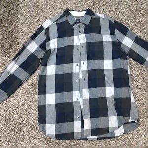Large Gap Plaid Button Up Shirt